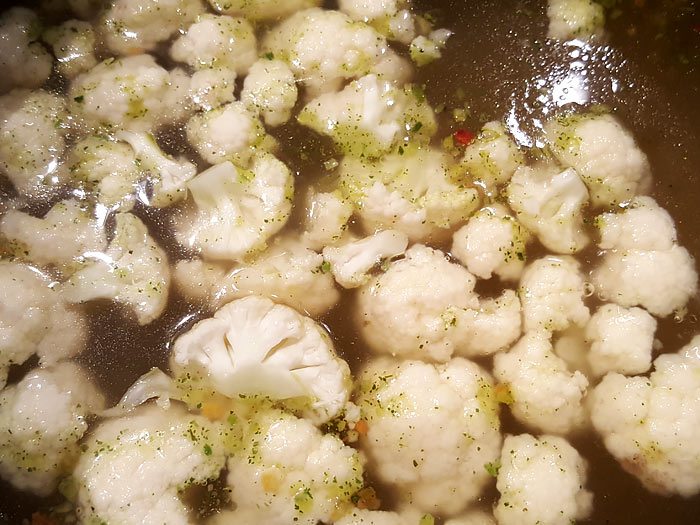 Afbeelding bij 'Romige bloemkoolsoep met Parmezaanse kaas'