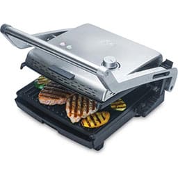 Solis Grill & More 7952